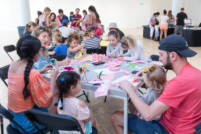 Family Open Studio. Photo: Robert Badillo.