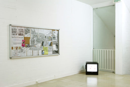Ryan Gander, Missing BBQ/ (Barbecue disparu!), 2009 Ryan Gander, Missing BBQ/ (Barbecue disparu!), 2009